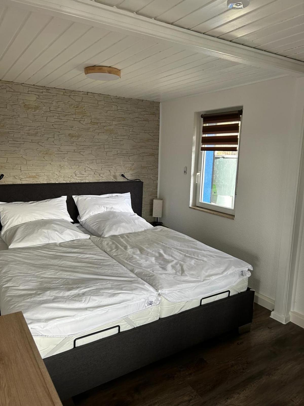 Bungalow Schwarzatalblick In Bad Blankenburg Ortsteil Boehlscheiben Kültér fotó